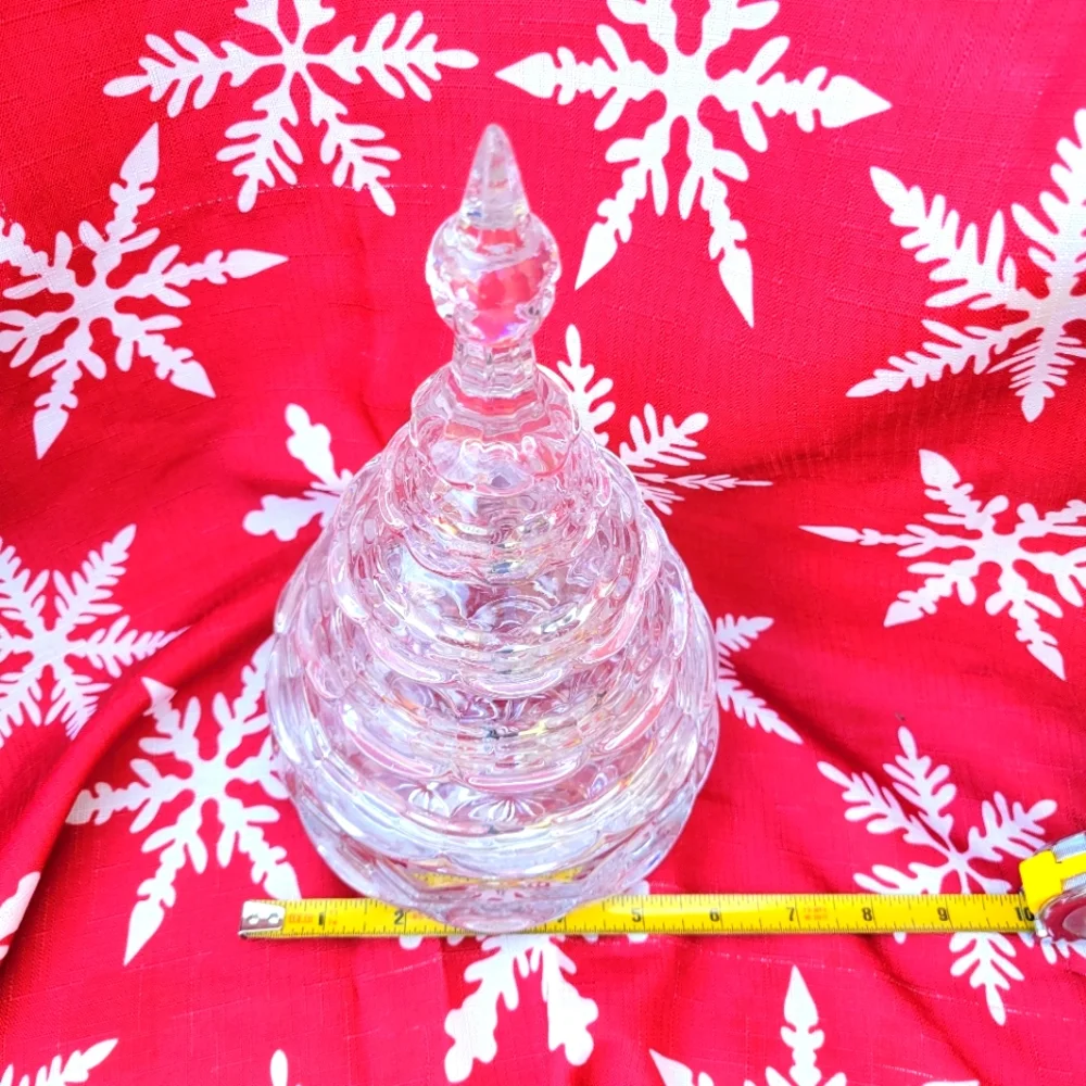 Noel by Fifth Avenue Crystal Lidded Christmas Tree 10.5 inches tall - Picture 3 of 5